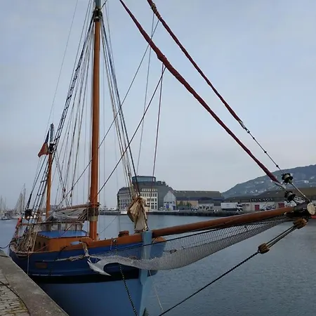 Les Embruns Apartment